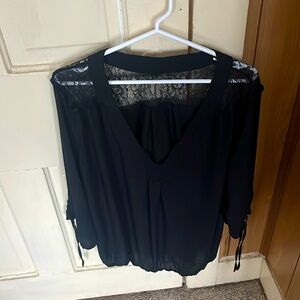 NY&Co- Black lace on top back rouched 3/4 sleeve.